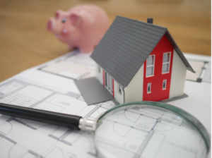 Distinguishing Between a Home Warranty and Home Insurance